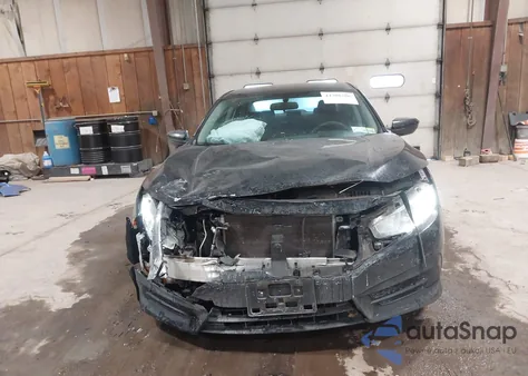 2018 Honda Civic Lx z USA, uszkodzony, nr VIN 2HGFC2F59JH504187